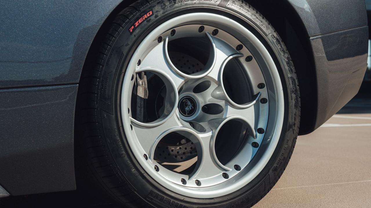 2003 Lamborghini Murci&eacute;lago