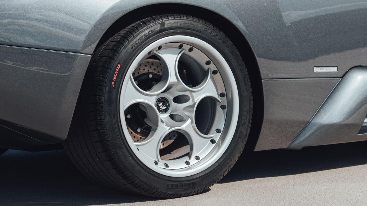 2003 Lamborghini Murci&eacute;lago