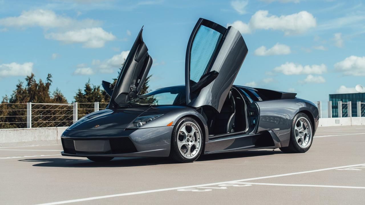 2003 Lamborghini Murci&eacute;lago