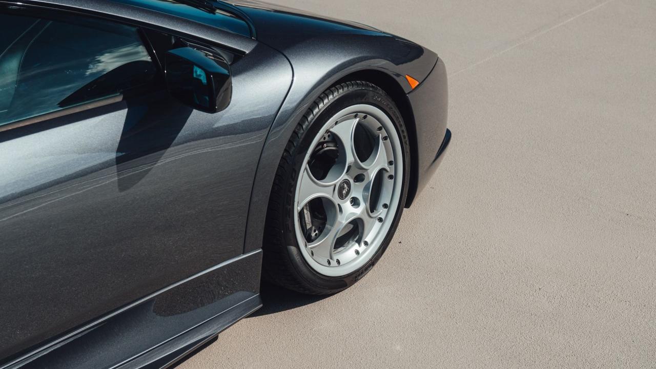 2003 Lamborghini Murci&eacute;lago