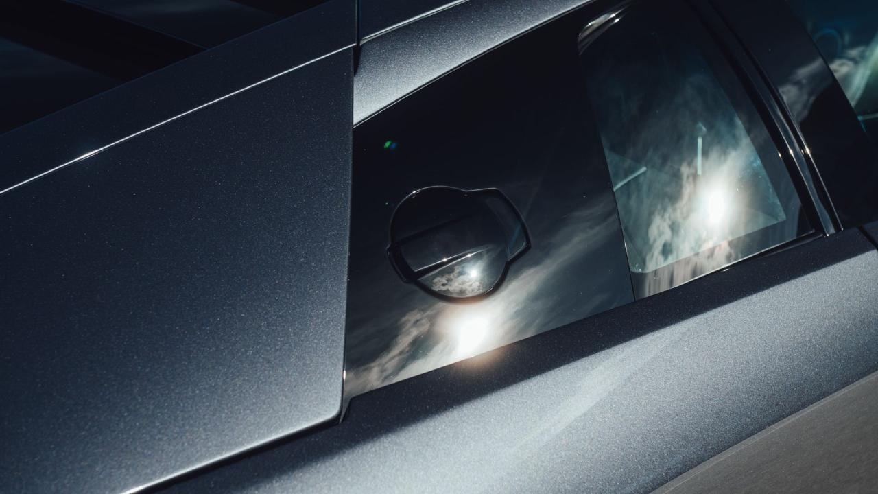 2003 Lamborghini Murci&eacute;lago