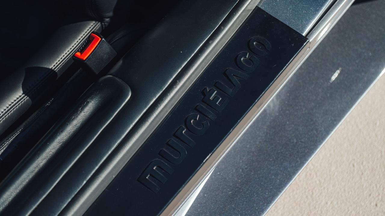 2003 Lamborghini Murci&eacute;lago