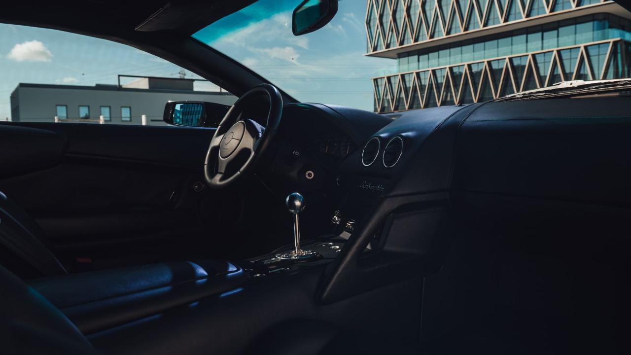 2003 Lamborghini Murci&eacute;lago