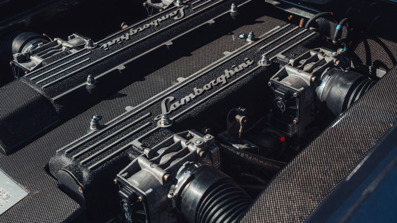 2003 Lamborghini Murci&eacute;lago