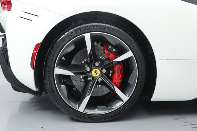 2025 Ferrari SF90 SPIDER