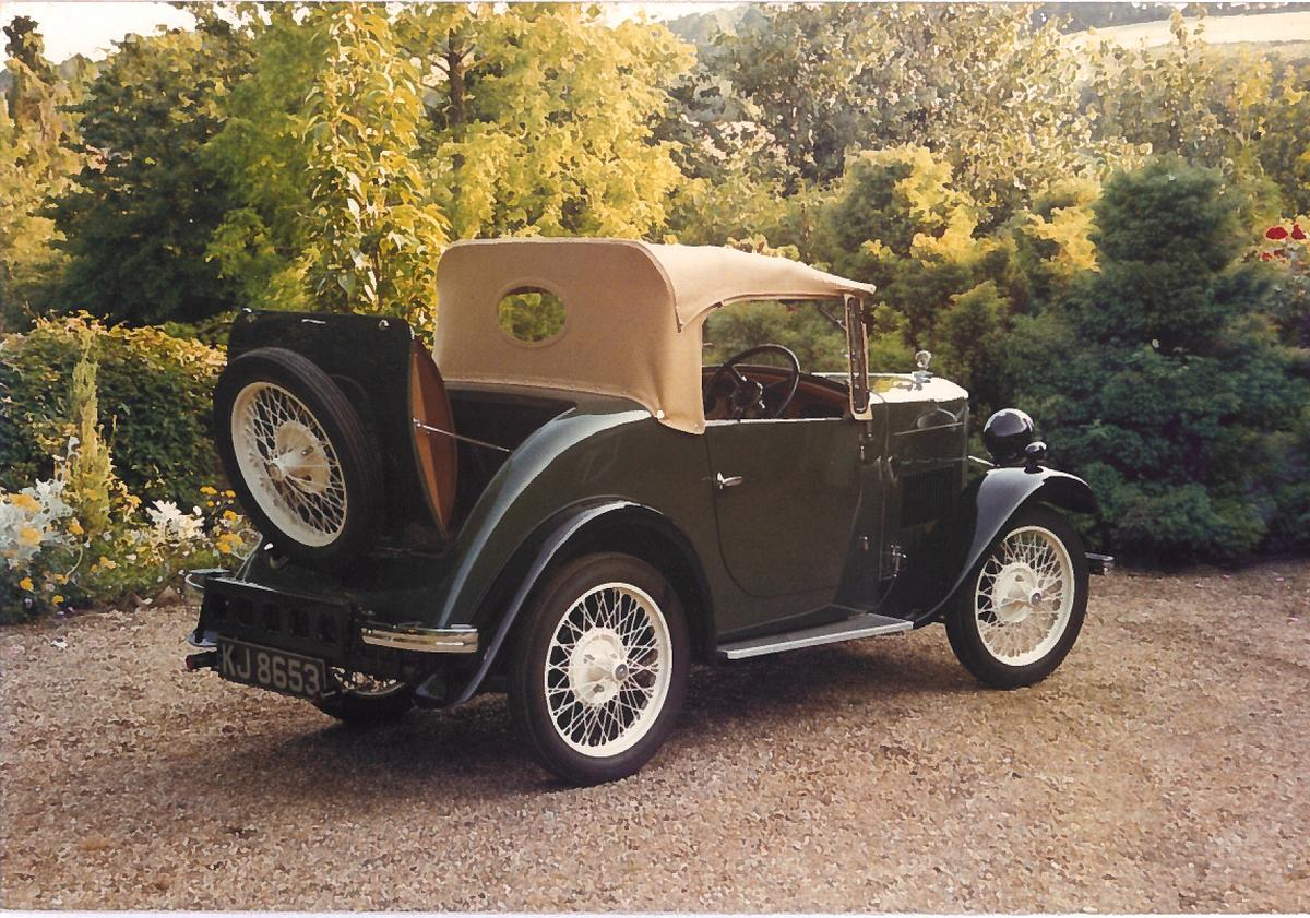 1932 Triumph SUPER SEVEN WITH DICKEY