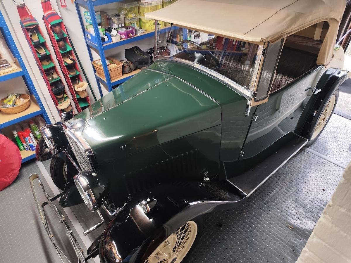 1932 Triumph SUPER SEVEN WITH DICKEY