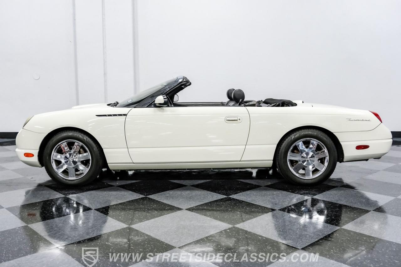 2002 Ford Thunderbird