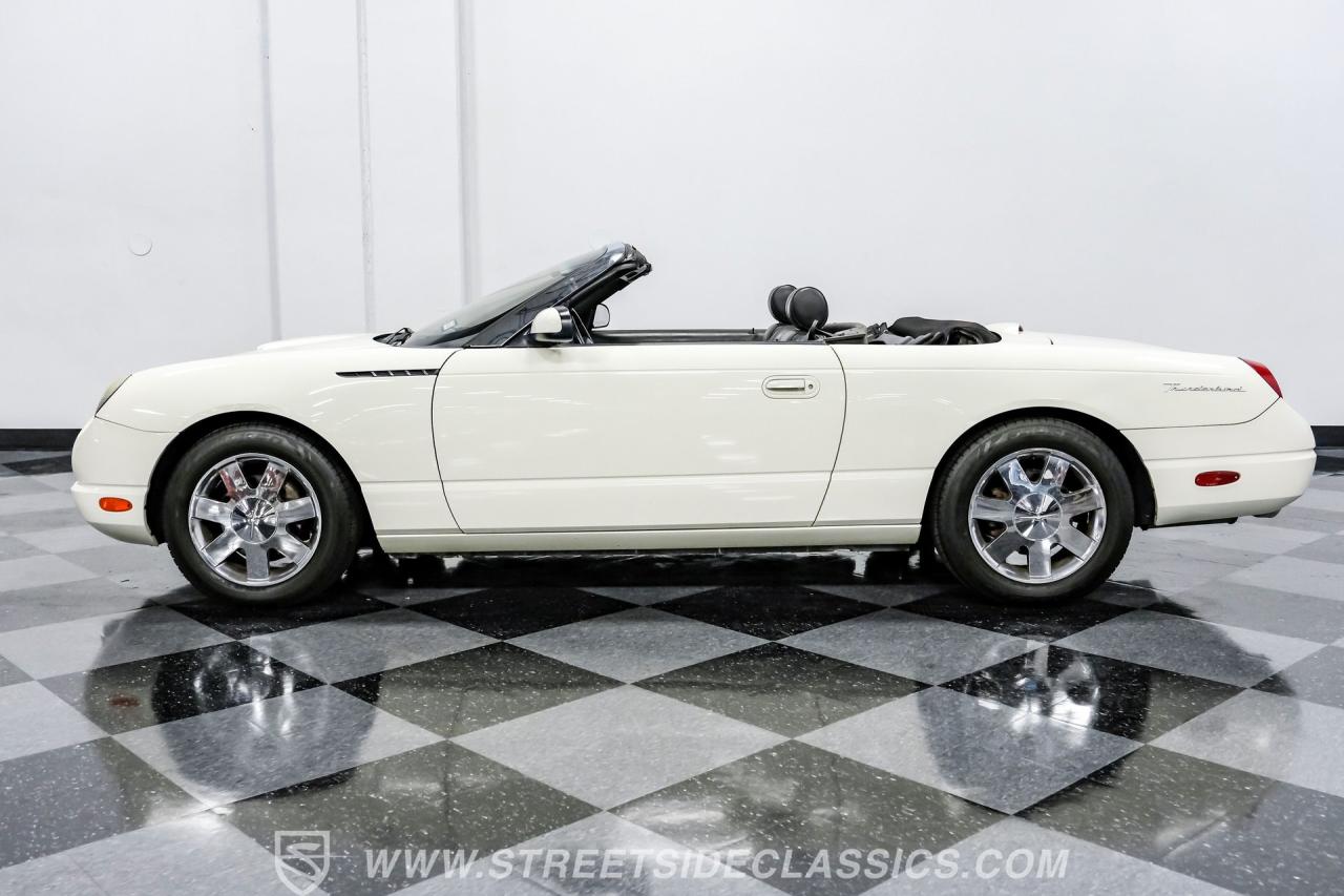 2002 Ford Thunderbird