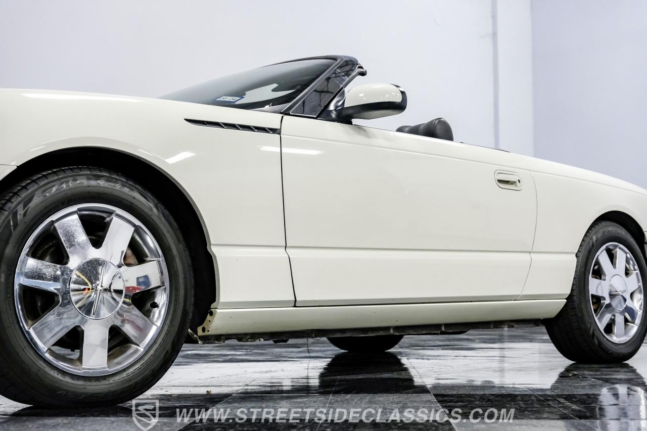 2002 Ford Thunderbird