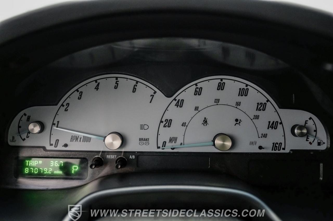 2002 Ford Thunderbird