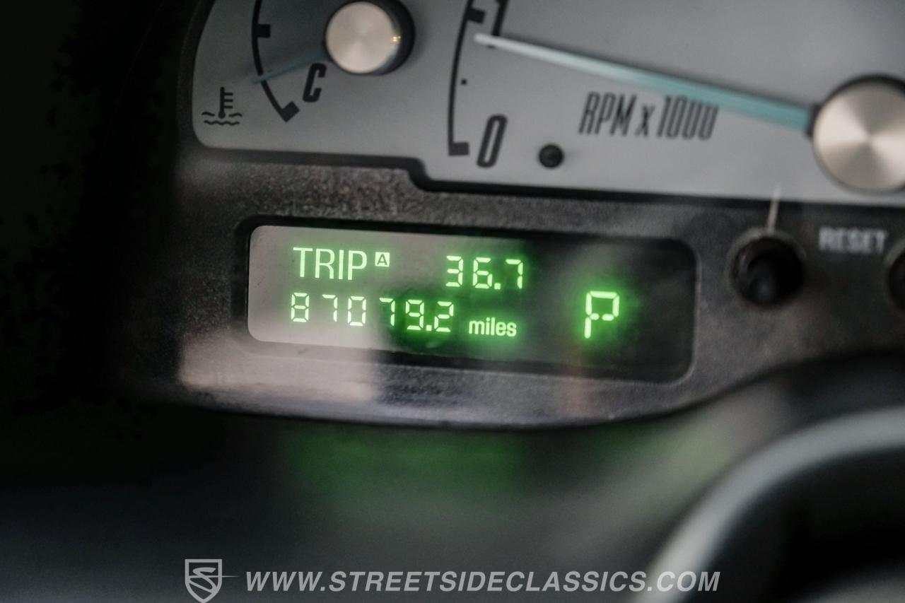 2002 Ford Thunderbird