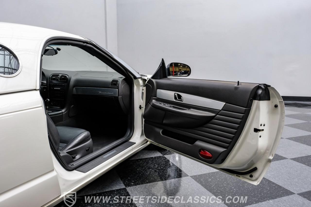 2002 Ford Thunderbird