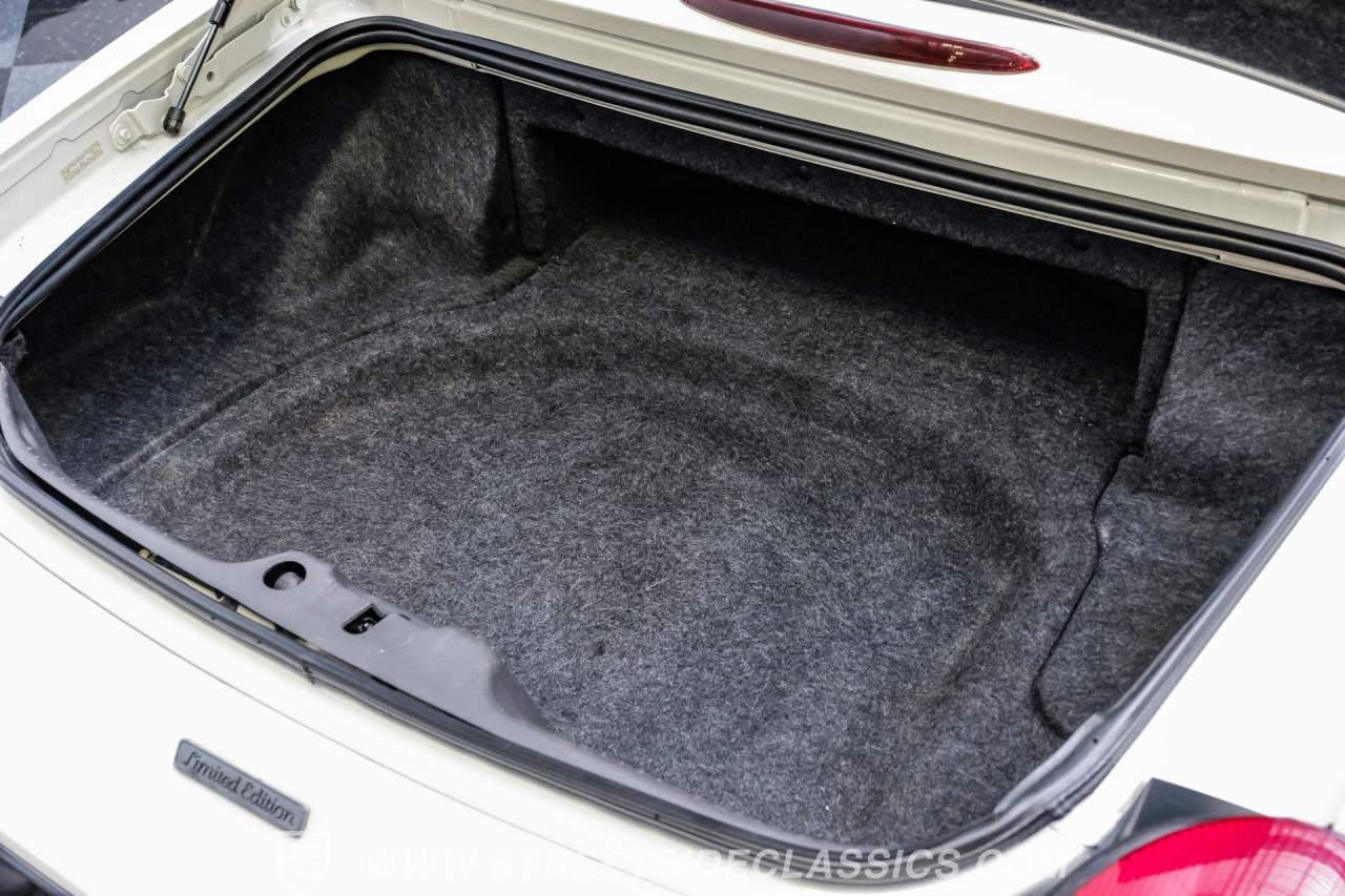 2002 Ford Thunderbird