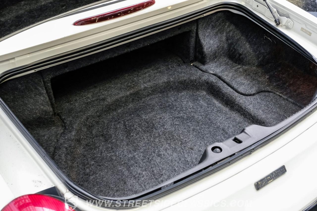 2002 Ford Thunderbird