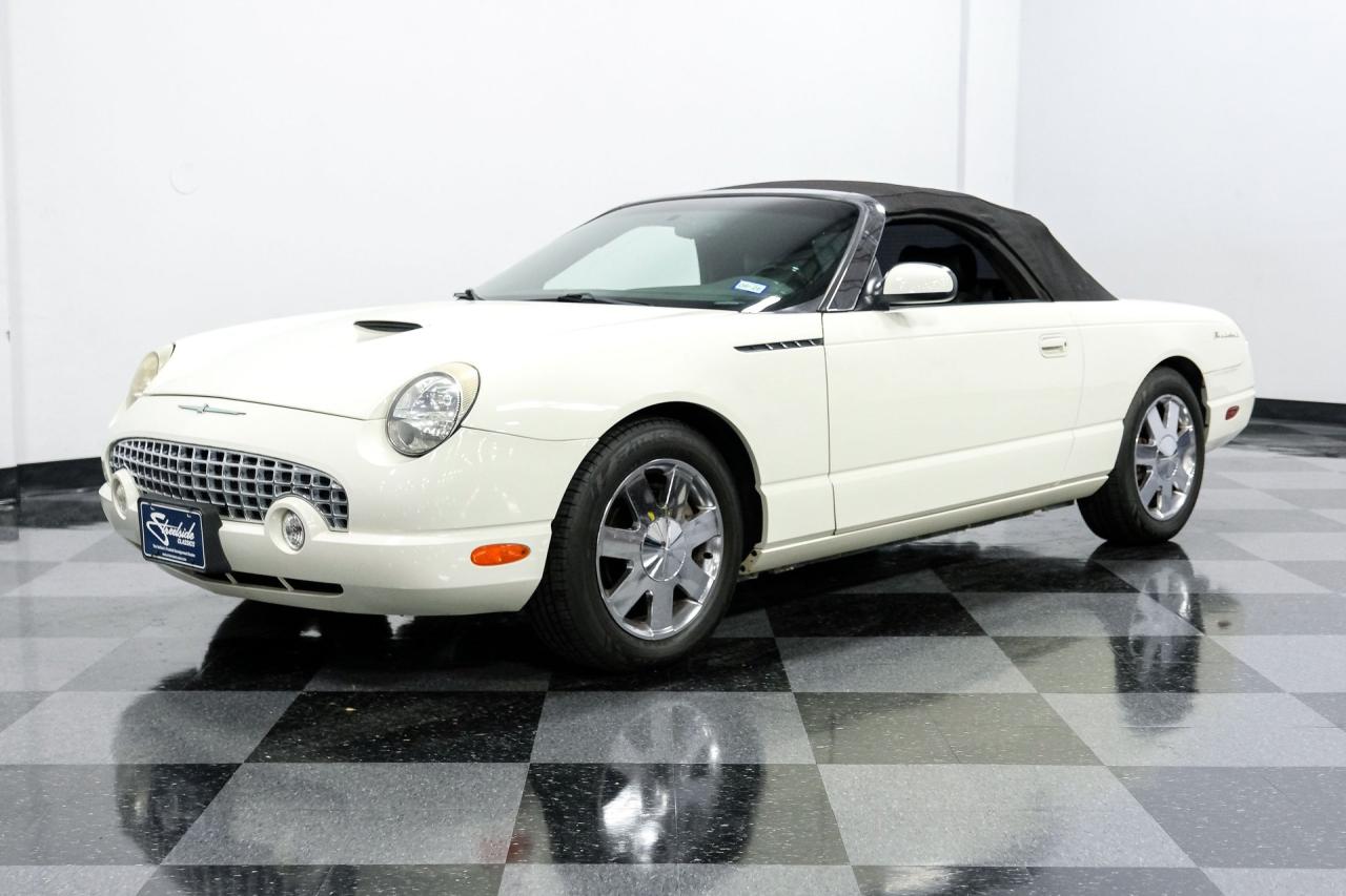 2002 Ford Thunderbird