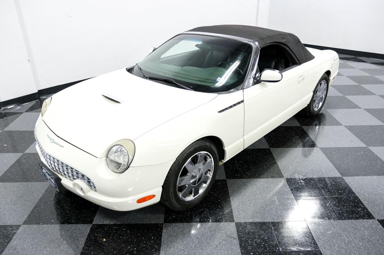 2002 Ford Thunderbird