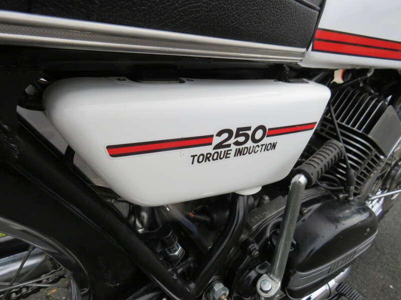 1975 Yamaha RD250B