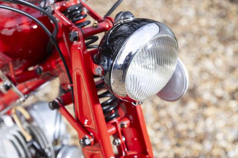 1948 Moto Guzzi MOTOLEGGERA