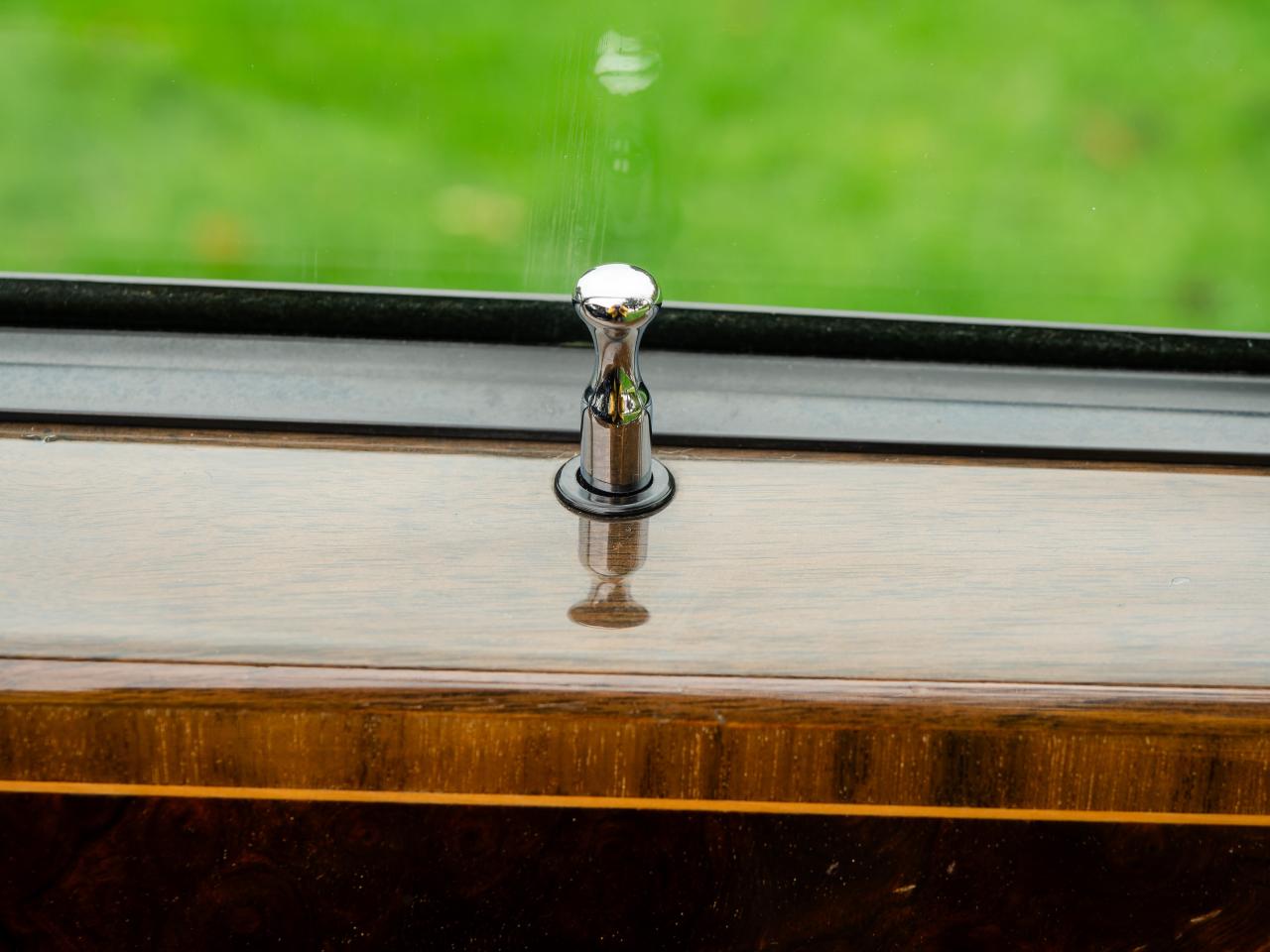 1999 Rolls - Royce Park Ward Limousine