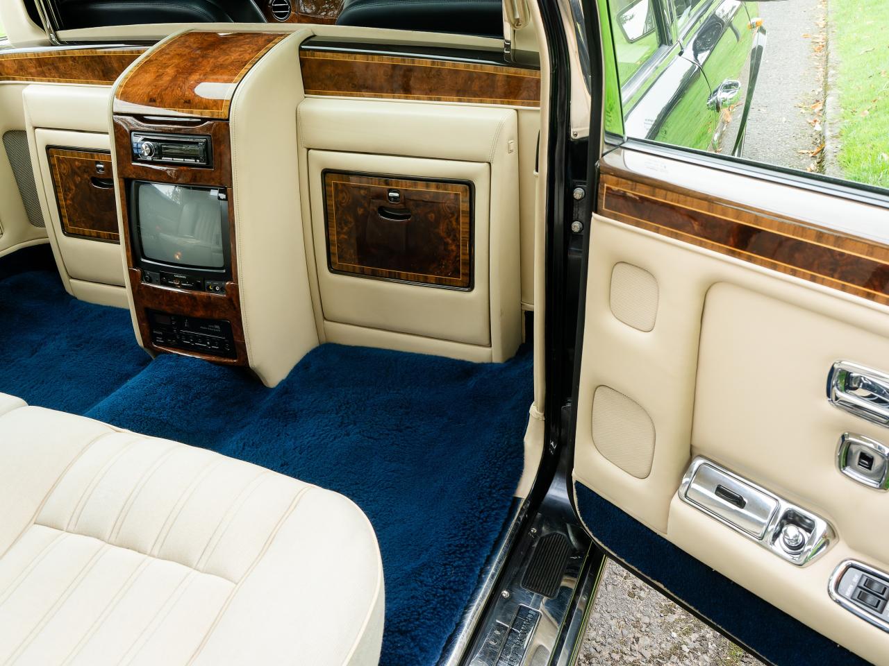 1999 Rolls - Royce Park Ward Limousine
