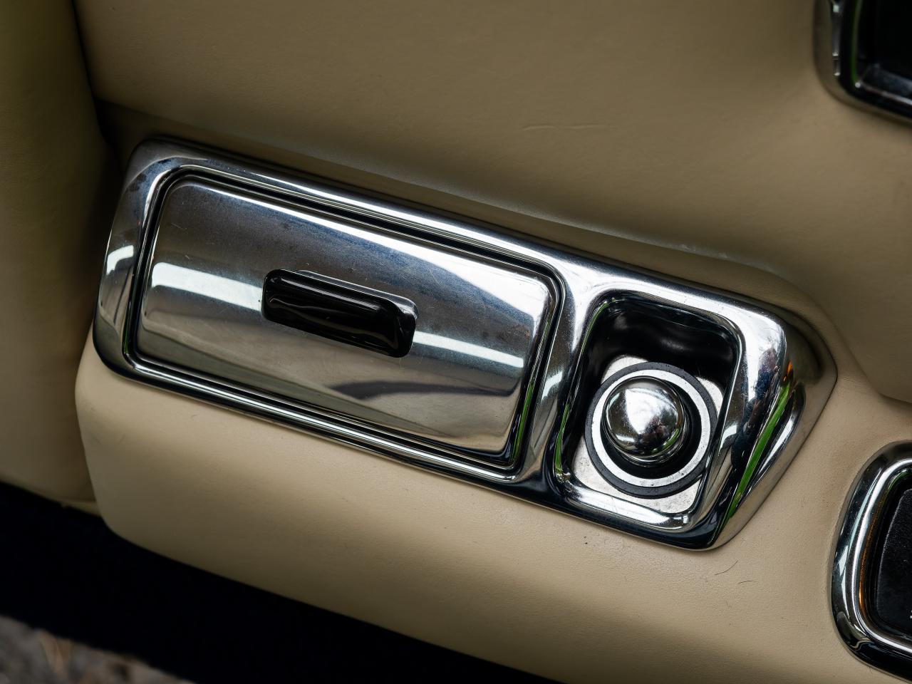 1999 Rolls - Royce Park Ward Limousine