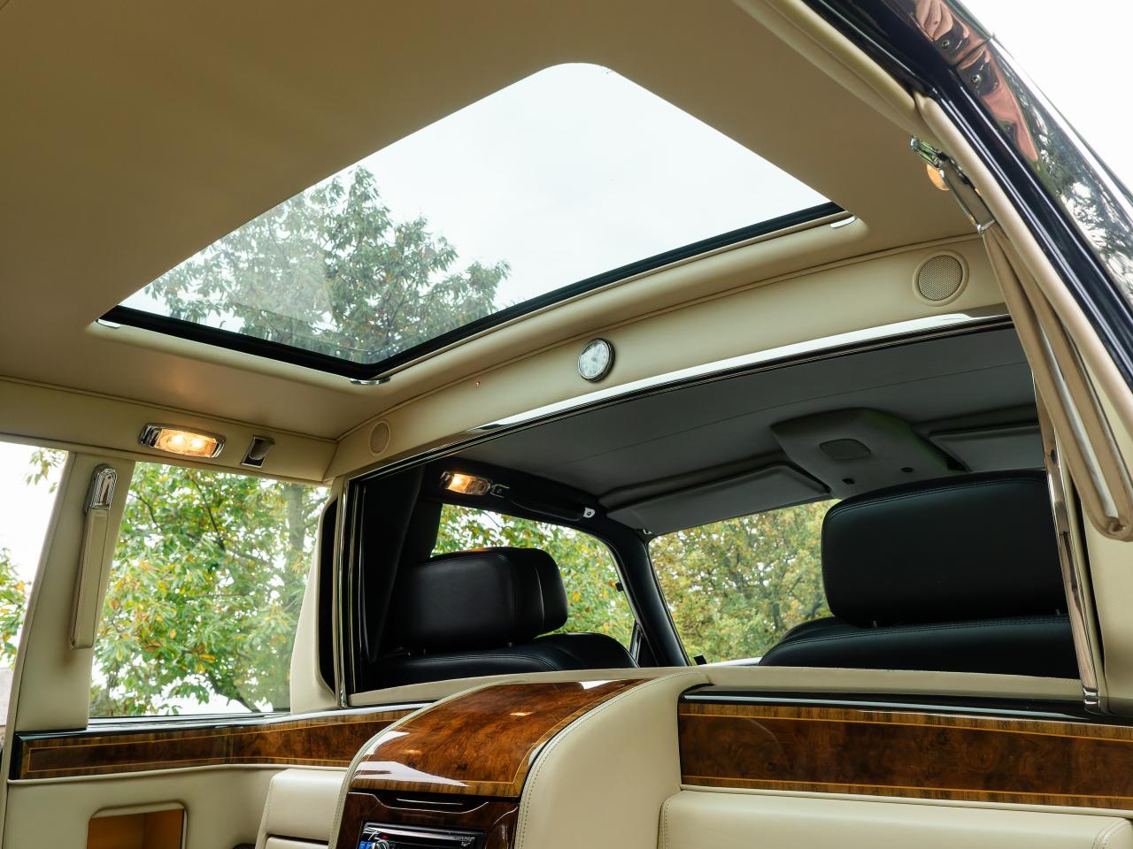 1999 Rolls - Royce Park Ward Limousine