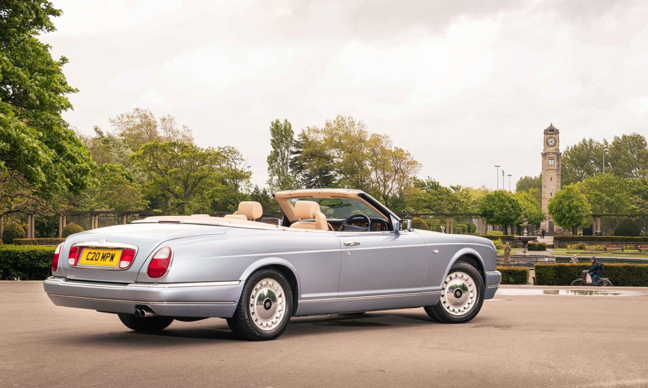 2001 Rolls - Royce Corniche V