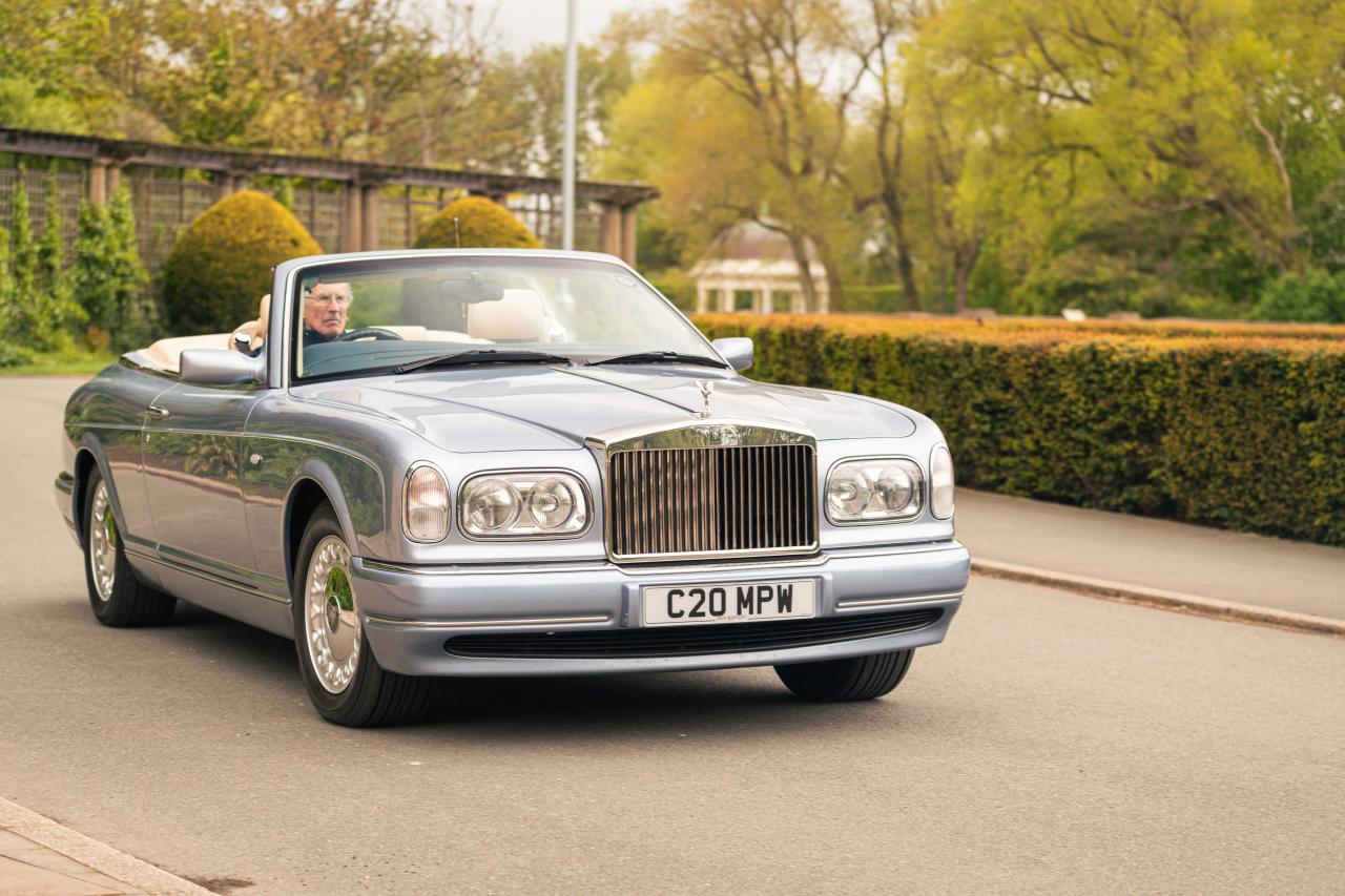 2001 Rolls - Royce Corniche V