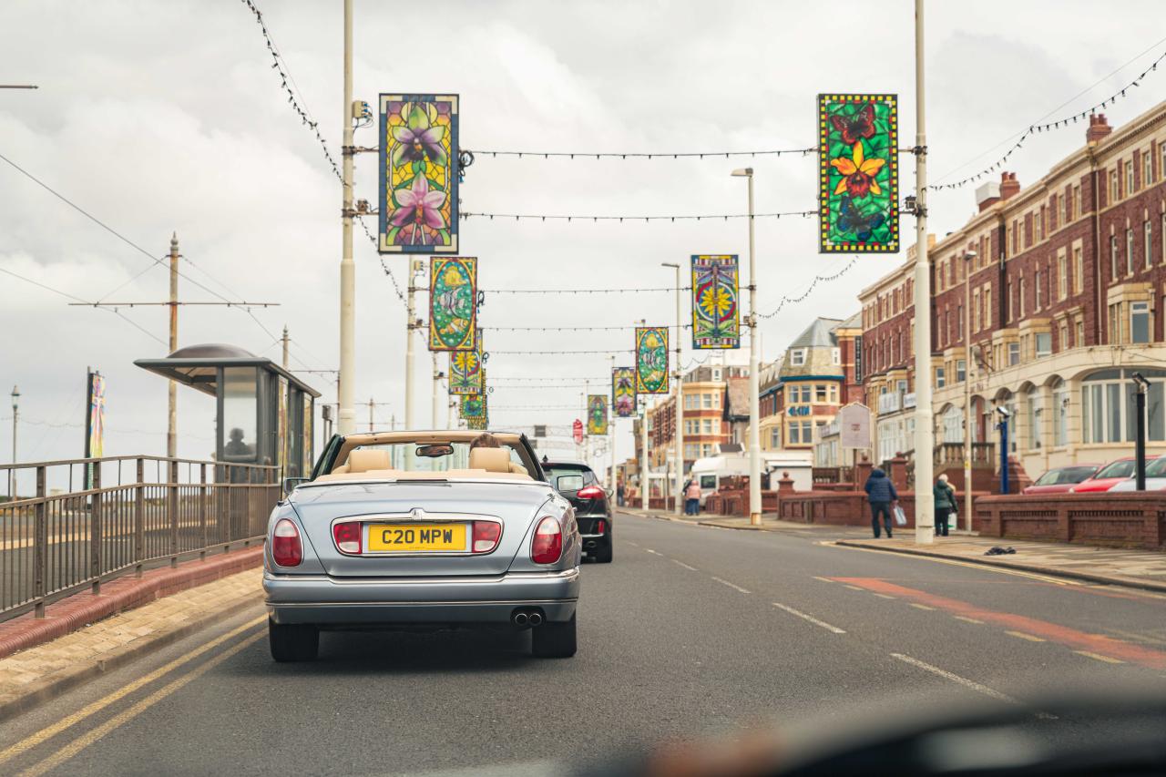 2001 Rolls - Royce Corniche V