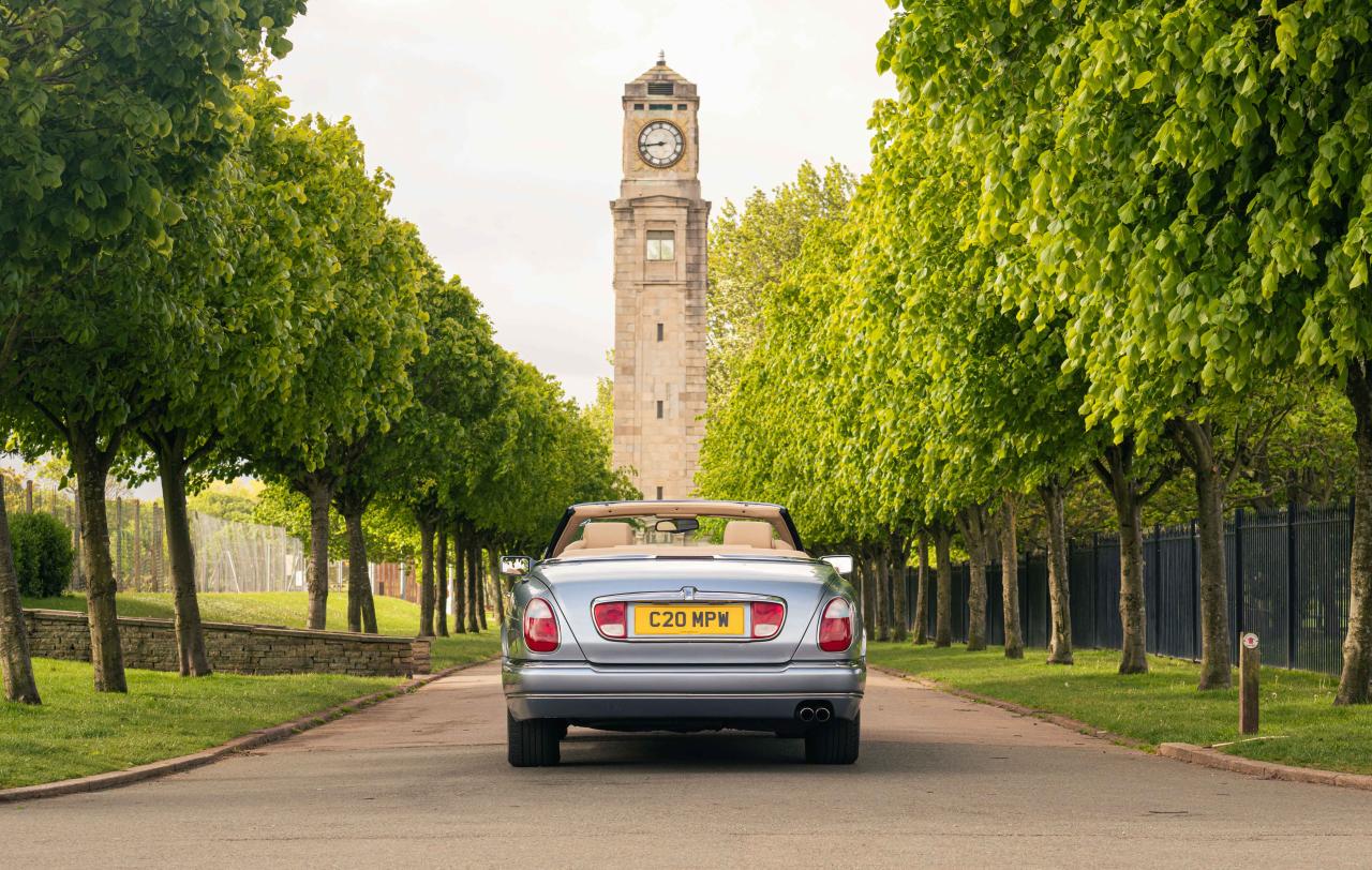2001 Rolls - Royce Corniche V