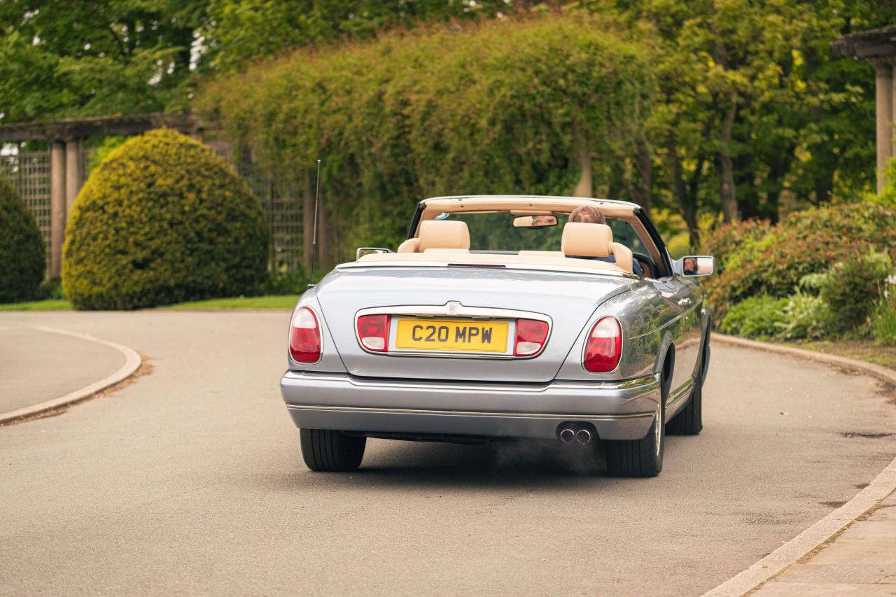 2001 Rolls - Royce Corniche V
