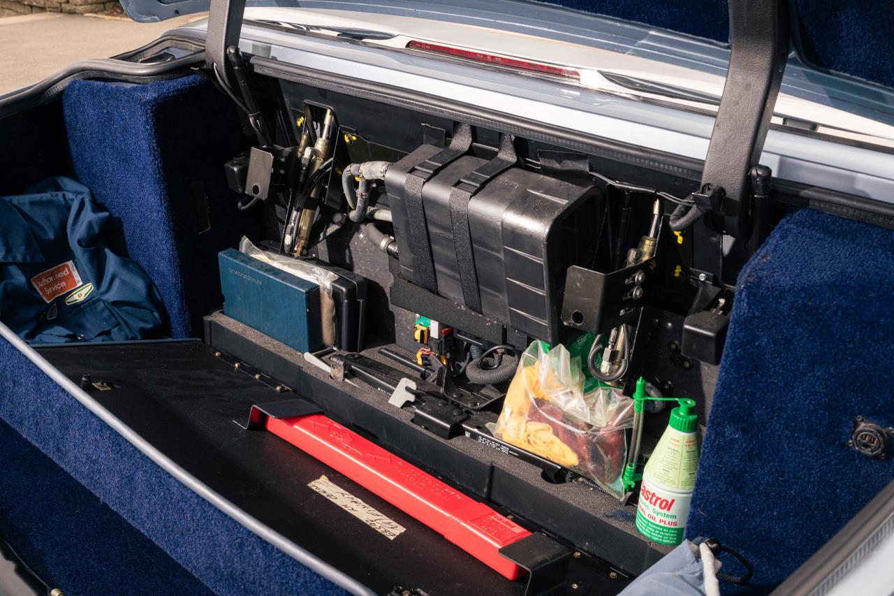 2001 Rolls - Royce Corniche V