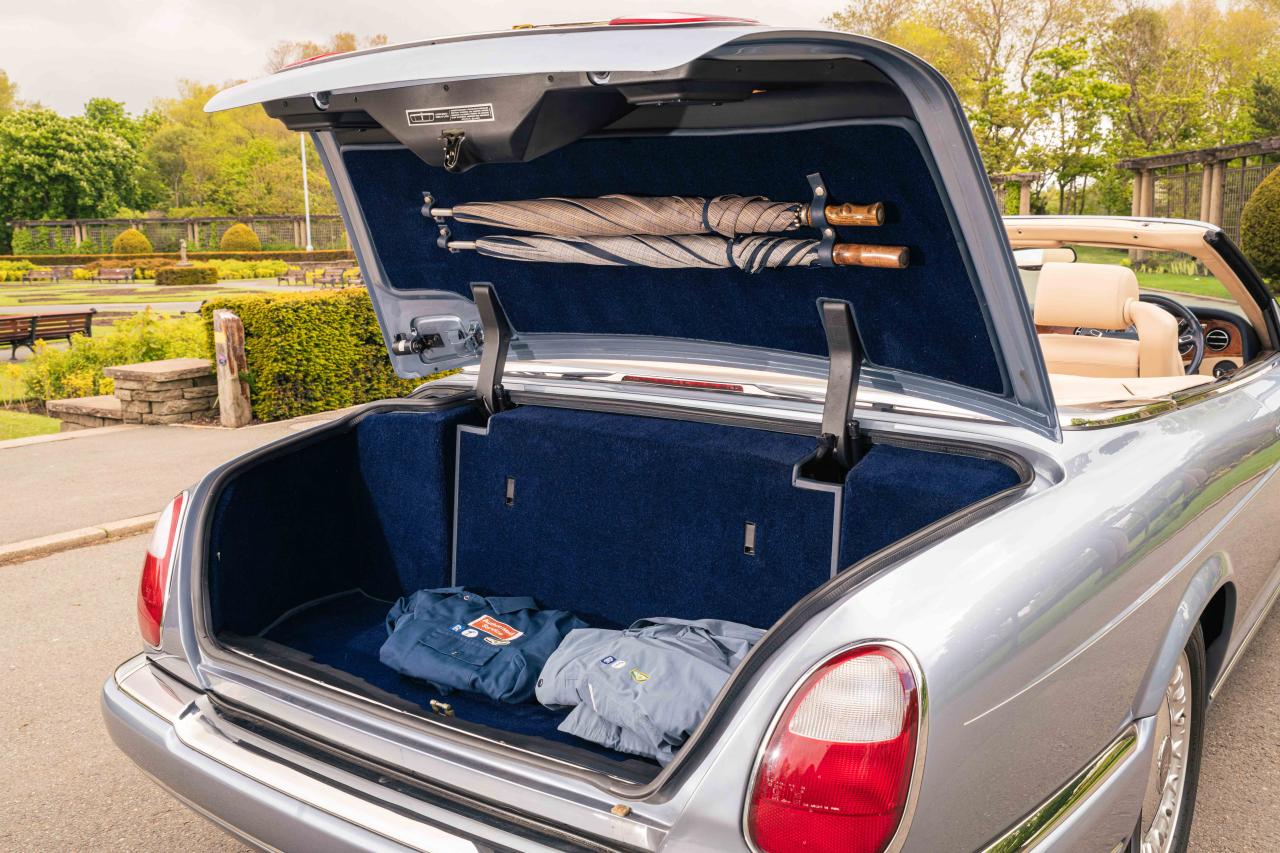 2001 Rolls - Royce Corniche V