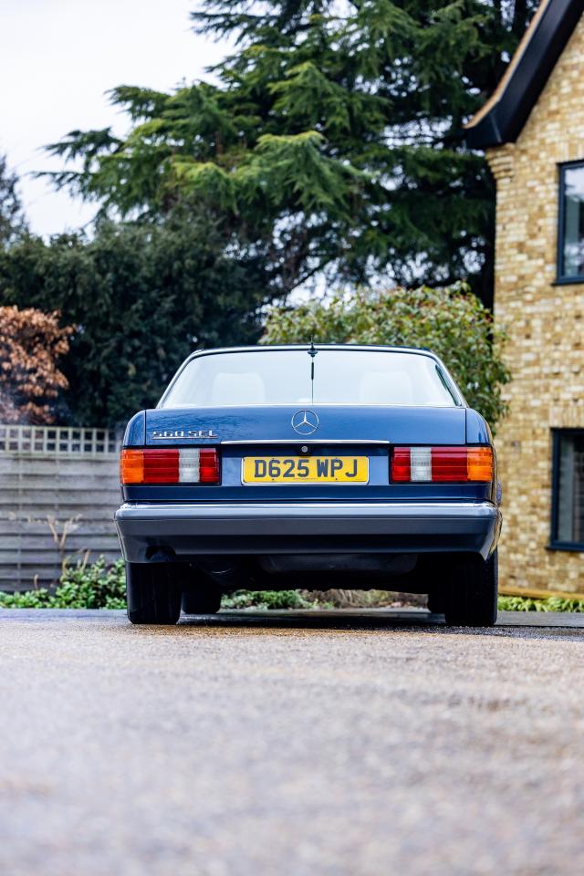 1986 Mercedes - Benz 560 SEL