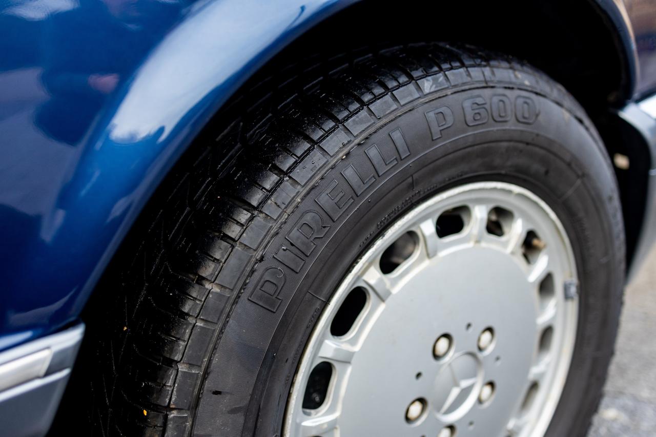 1986 Mercedes - Benz 560 SEL