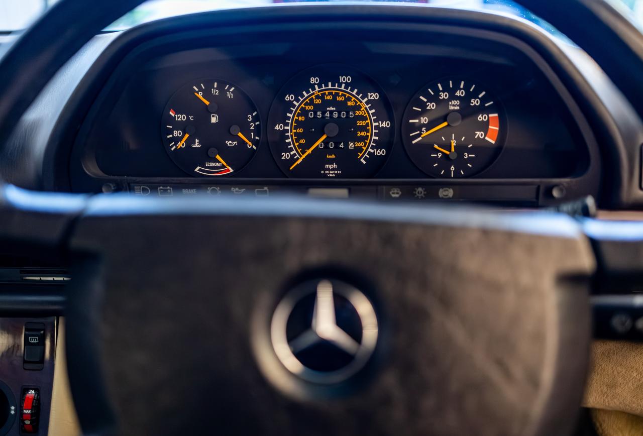 1986 Mercedes - Benz 560 SEL