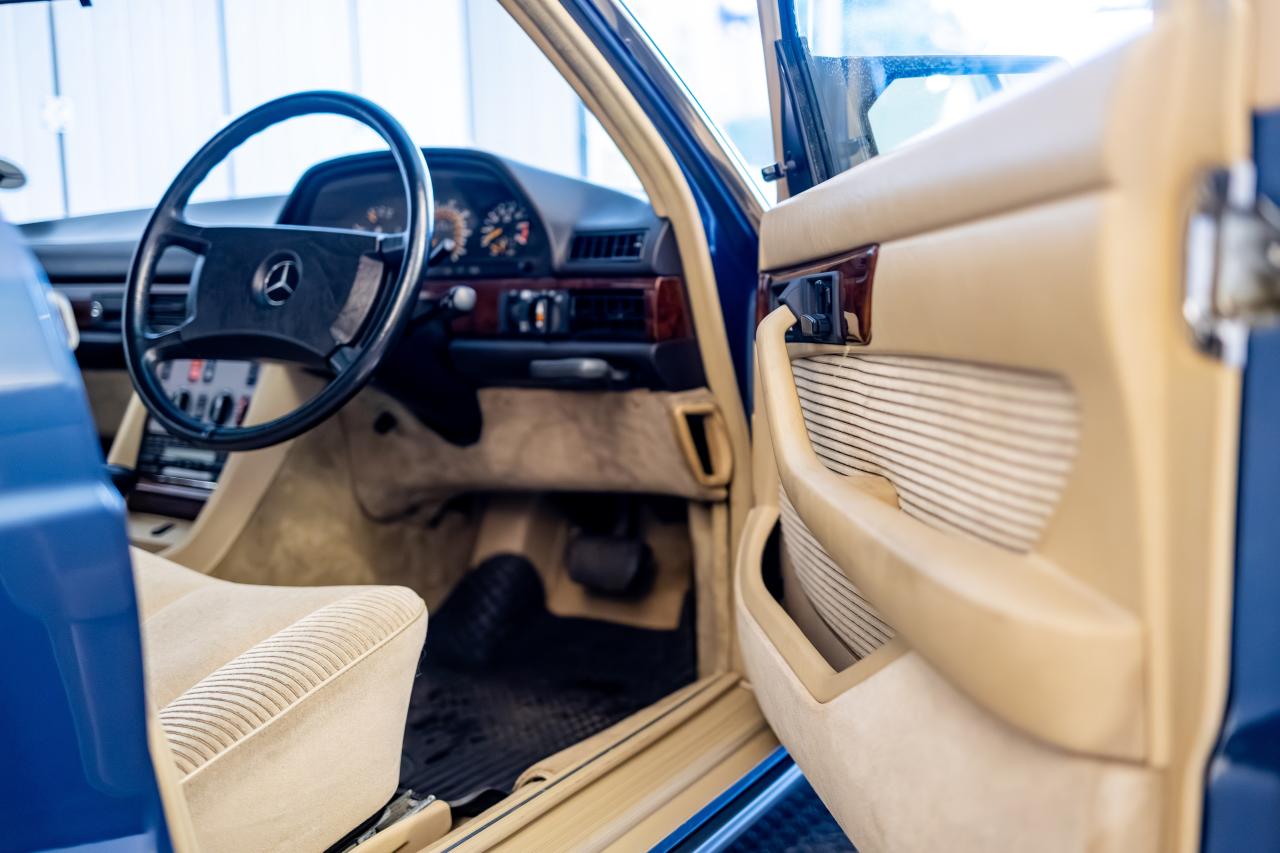 1986 Mercedes - Benz 560 SEL