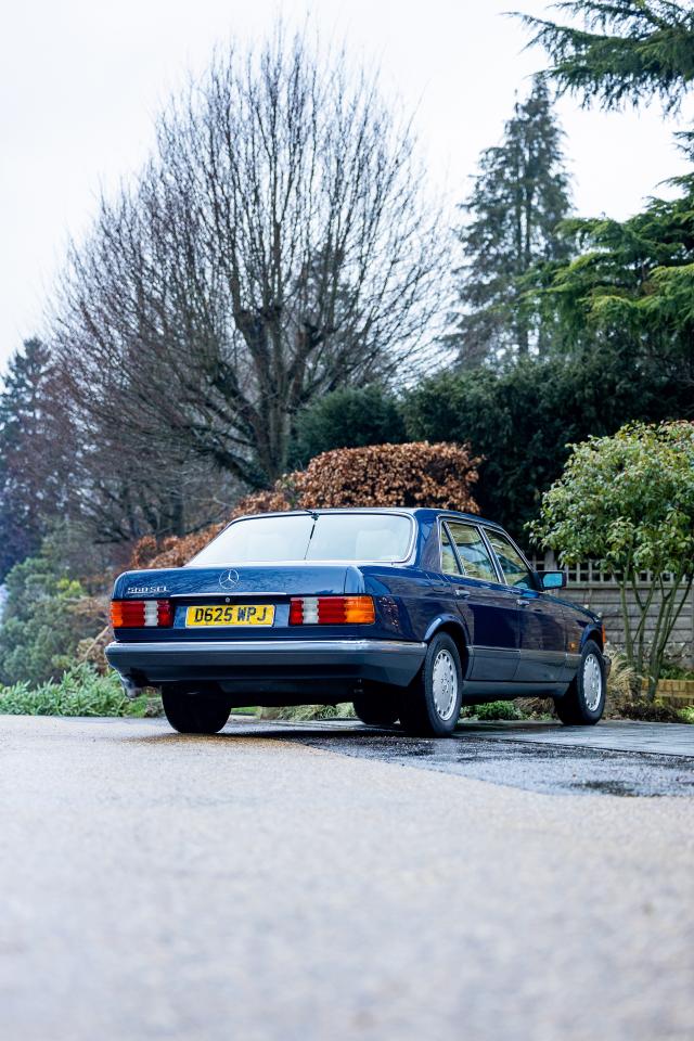 1986 Mercedes - Benz 560 SEL