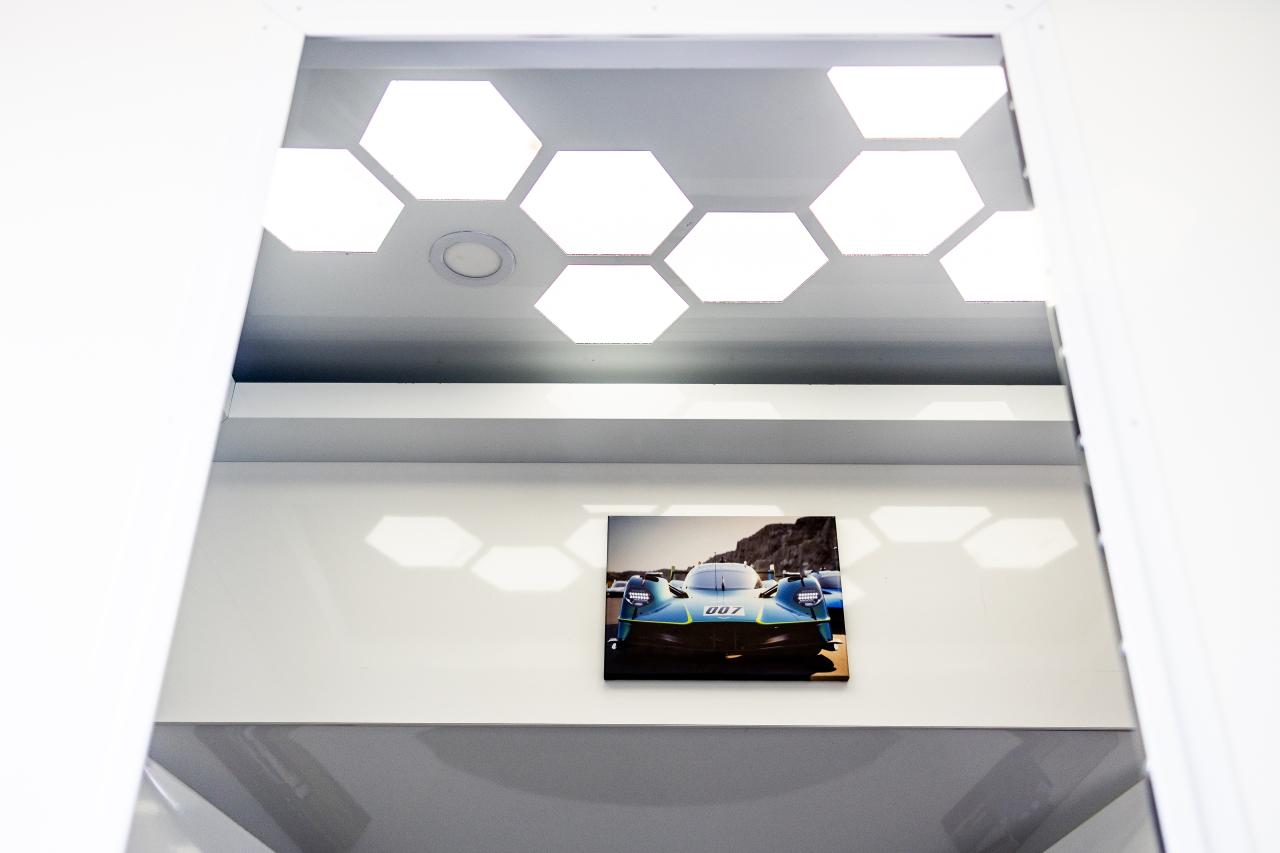 2018 Race Team Support Trailer/Mobile Workshop Year: 2018 Make: Race Team Support Trailer/Mobile Workshop Registration: n/a Chassis No: SA930673517214076 Odometer: n/a