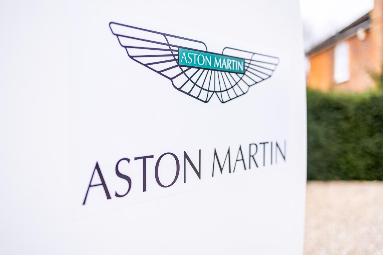 2018 Race Team Support Trailer/Mobile Workshop Year: 2018 Make: Race Team Support Trailer/Mobile Workshop Registration: n/a Chassis No: SA930673517214076 Odometer: n/a