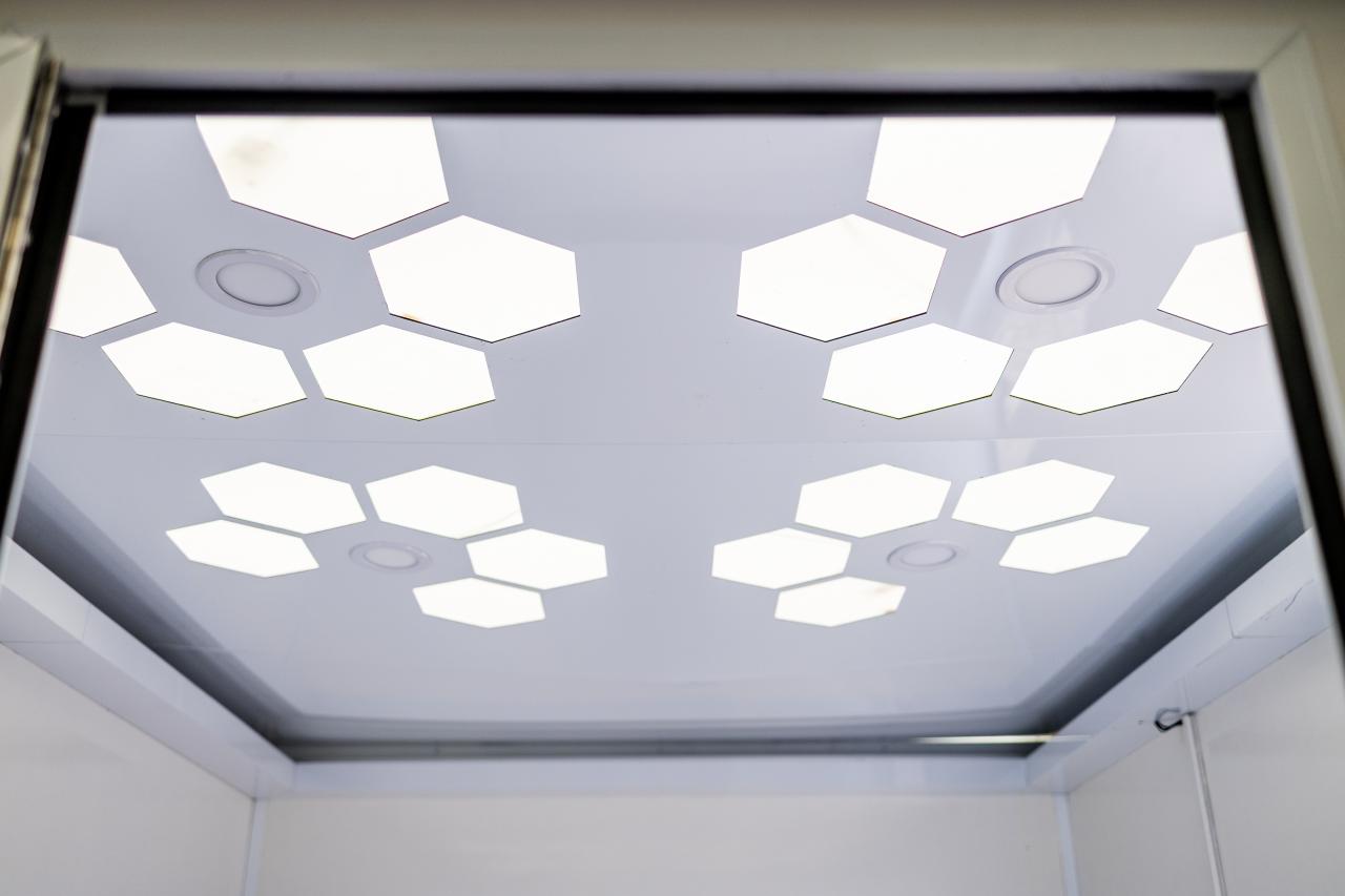 2018 Race Team Support Trailer/Mobile Workshop Year: 2018 Make: Race Team Support Trailer/Mobile Workshop Registration: n/a Chassis No: SA930673517214076 Odometer: n/a