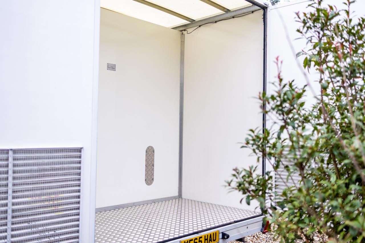 2018 Race Team Support Trailer/Mobile Workshop Year: 2018 Make: Race Team Support Trailer/Mobile Workshop Registration: n/a Chassis No: SA930673517214076 Odometer: n/a