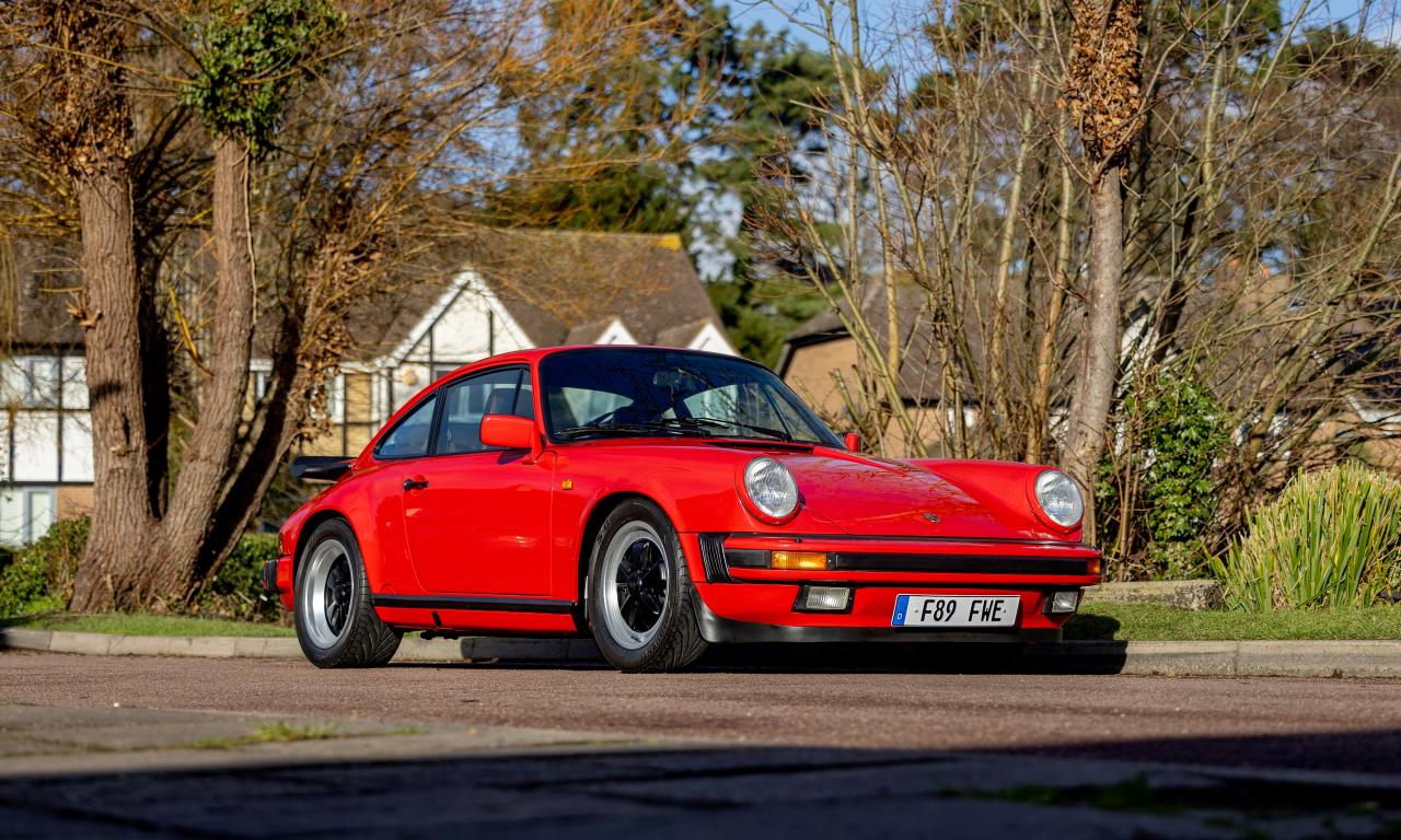 1989 Porsche 911 3.2 Carrera Sport