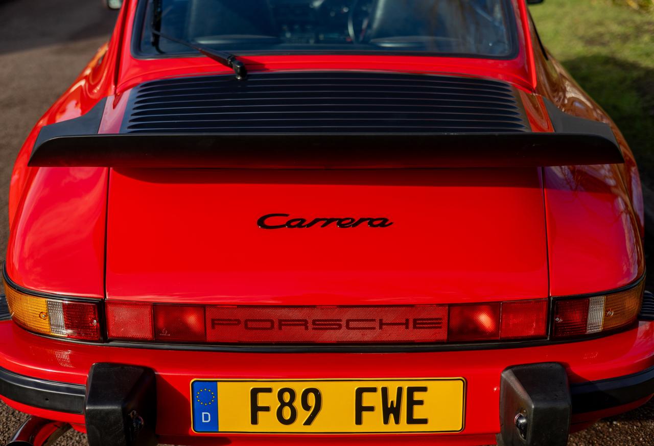 1989 Porsche 911 3.2 Carrera Sport