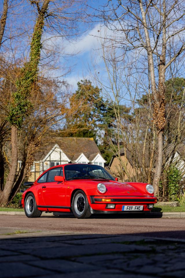 1989 Porsche 911 3.2 Carrera Sport