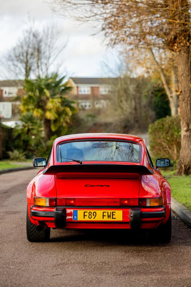 1989 Porsche 911 3.2 Carrera Sport