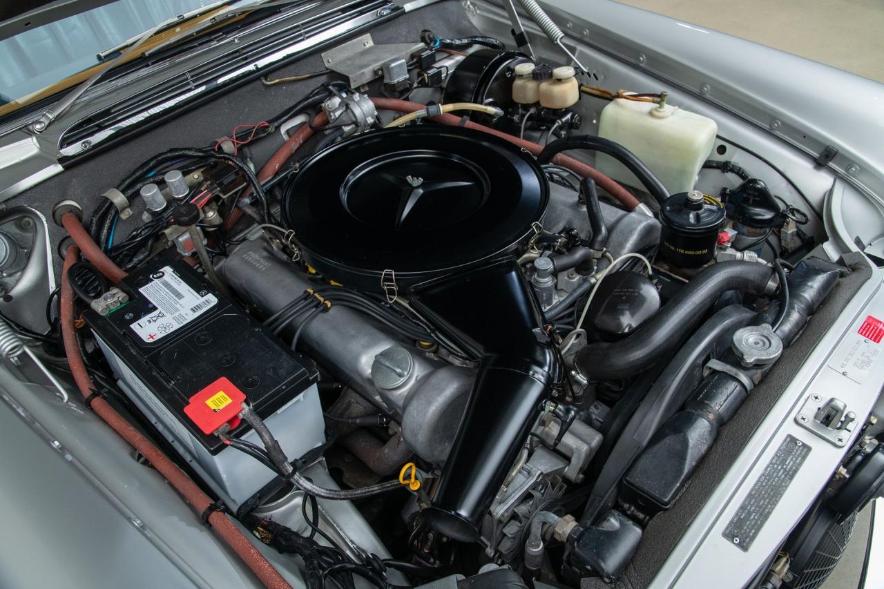 1971 Mercedes - Benz 280 SE 3.5 CABRIOLET