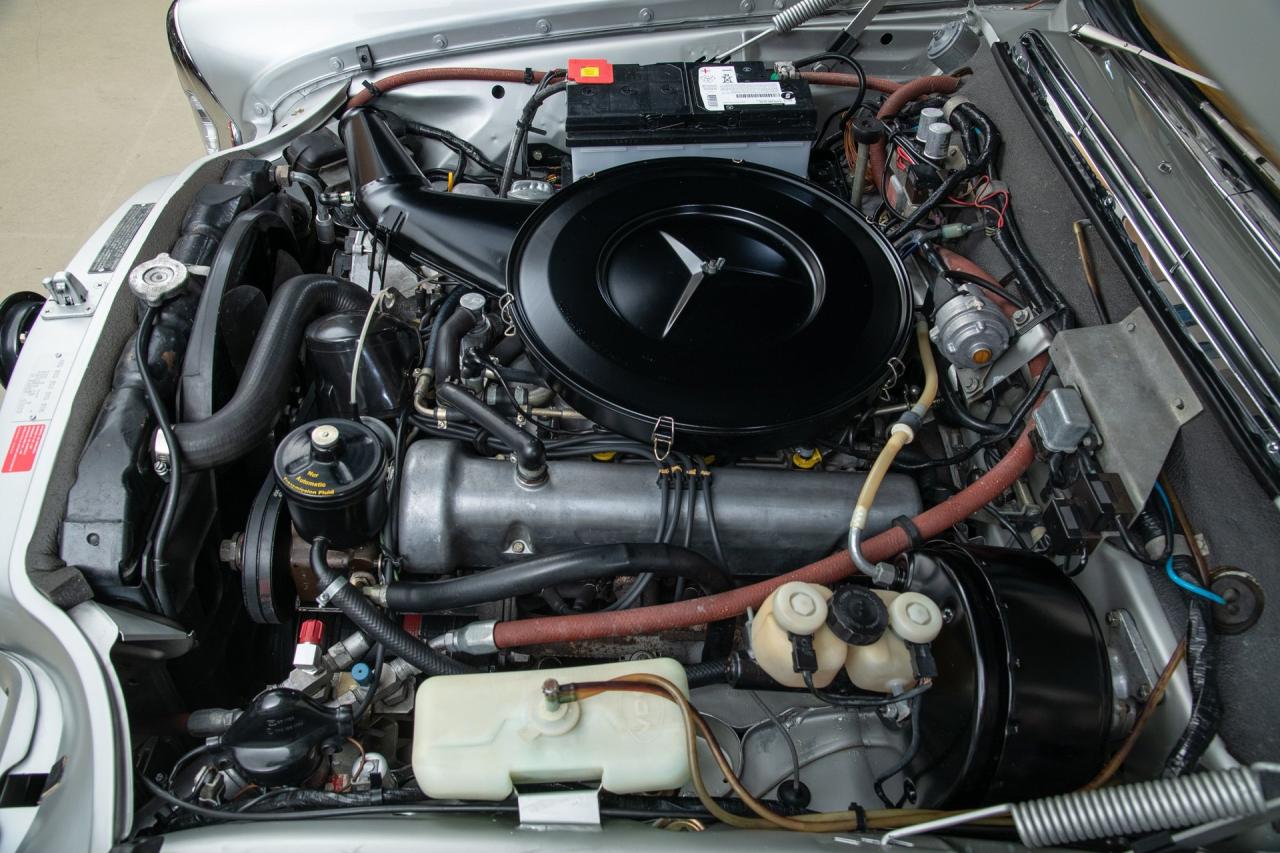 1971 Mercedes - Benz 280 SE 3.5 CABRIOLET