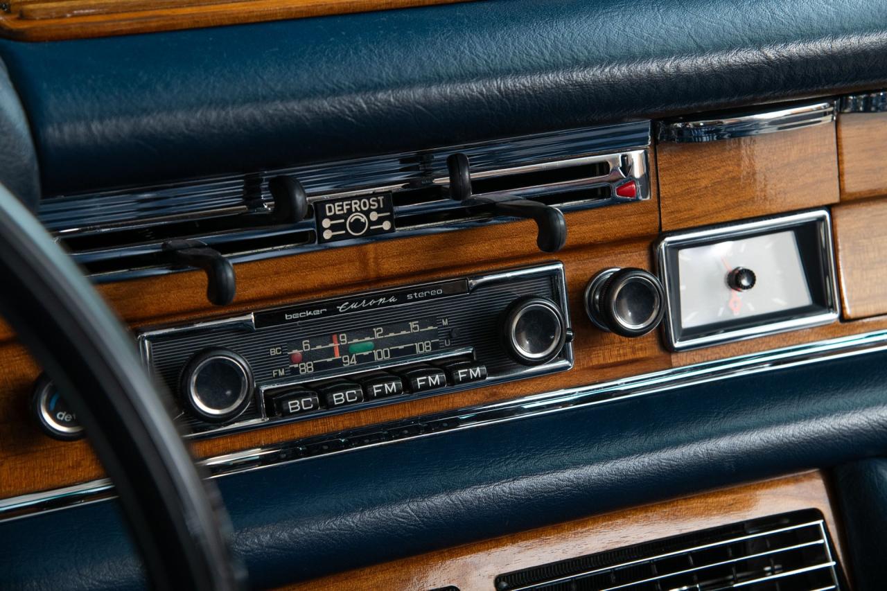 1971 Mercedes - Benz 280 SE 3.5 CABRIOLET